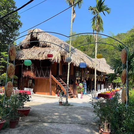 Bee Lucky Homestay Hien Hao Exteriör bild