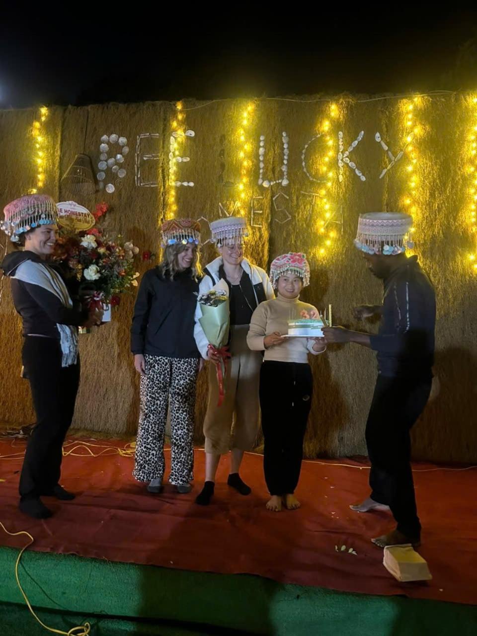 Bee Lucky Homestay Hien Hao Exteriör bild